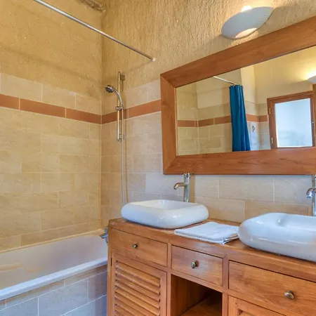 Mas Grand Bosc Micocouliers Holiday home Notre-Dame-de-Londres